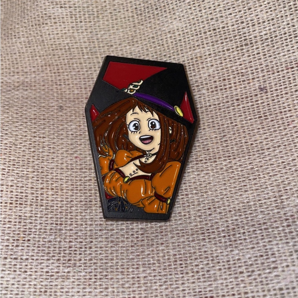 Uraraka Halloween enamel pin